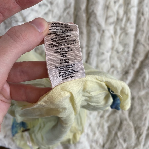 Free People blue& yellow shorts - Picture 6 of 6